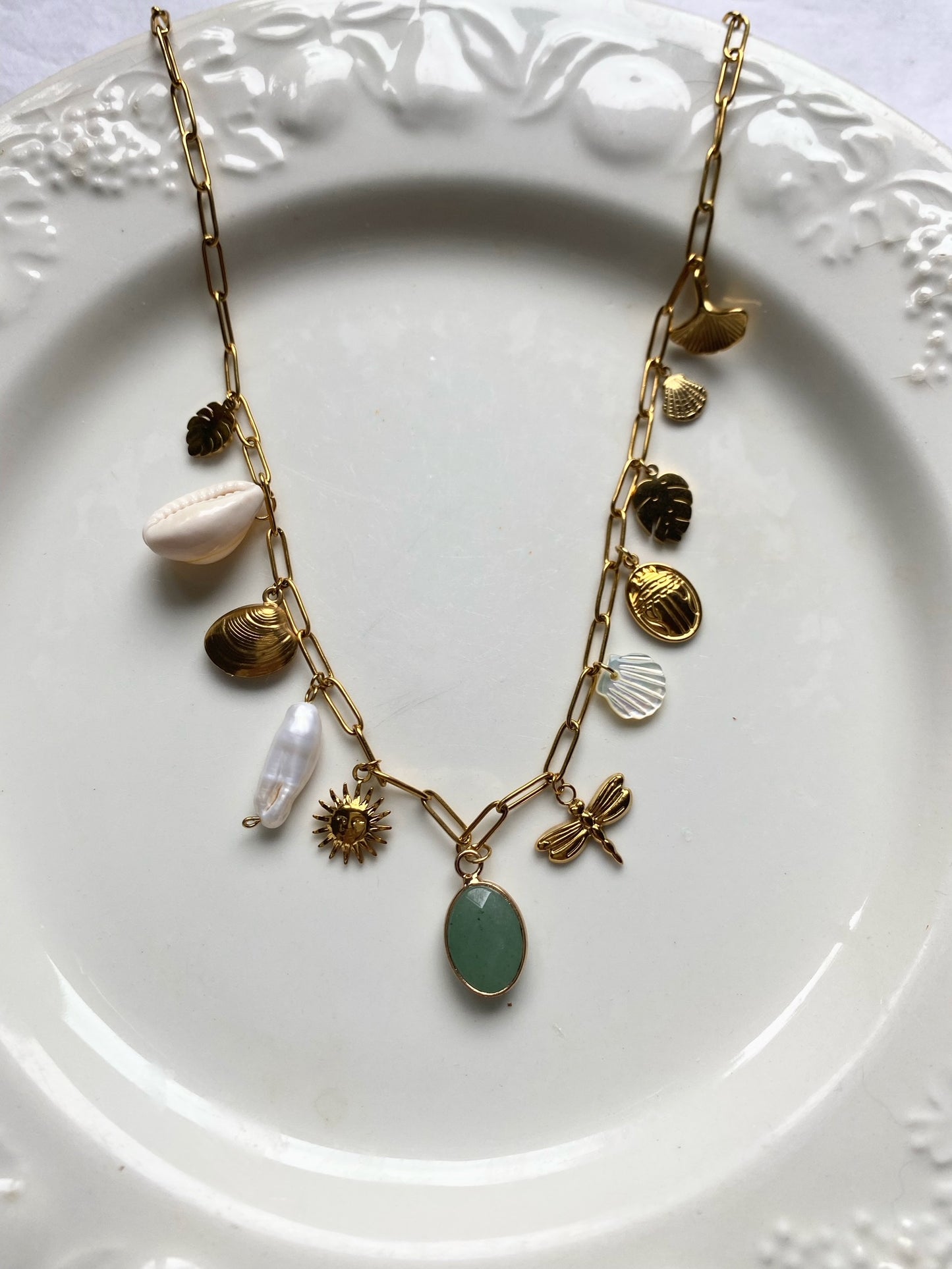 Collier Lucy